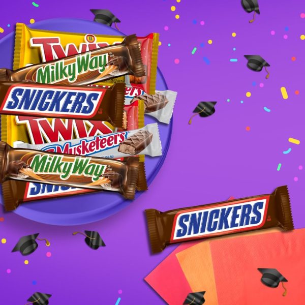 Mars M&M'S, SNICKERS, 3 MUSKETEERS, SKITTLES & STARBURST Variety Pack Full Size Bulk Candy Assortment, 56.11 oz, 30 Count - Image 21
