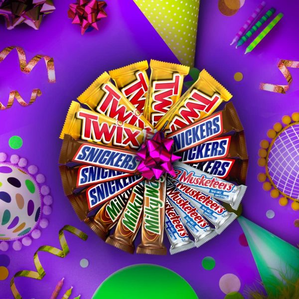 Mars M&M'S, SNICKERS, 3 MUSKETEERS, SKITTLES & STARBURST Variety Pack Full Size Bulk Candy Assortment, 56.11 oz, 30 Count - Image 22