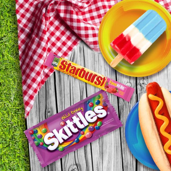 SKITTLES & STARBURST Assorted Candy Variety Pack for Holidays, Gifts, Parties, Candy Assortment, 37.05 oz (30 Count) Bulk Box  Skittles: Grocery & Gourmet Food - Image 5