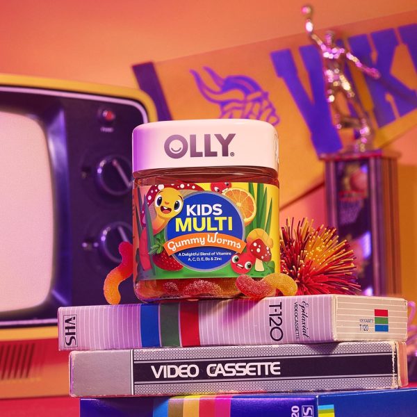OLLY Kids Multivitamin Gummy Worms, Overall Health and Immune Support, Vitamins and Minerals A, C, D, E, Bs and Zinc, Chewable Supplement, Sour Fruit Punch, 45 Day Supply (70 Count)  Health & Household - Image 19